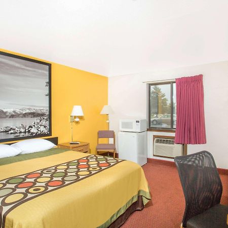 Super 8 By Wyndham Elko Exterior foto