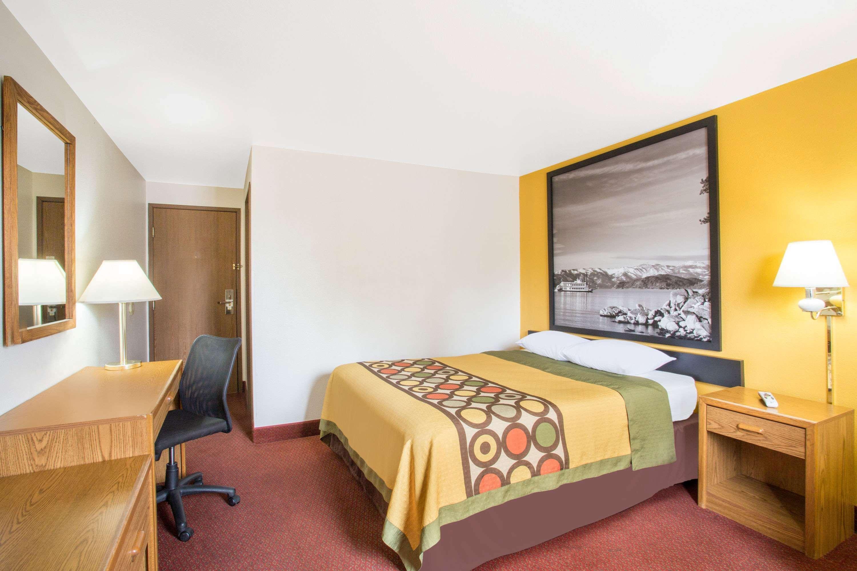 Super 8 By Wyndham Elko Exterior foto