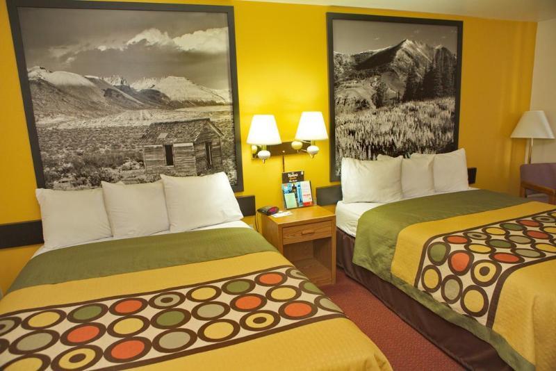 Super 8 By Wyndham Elko Exterior foto